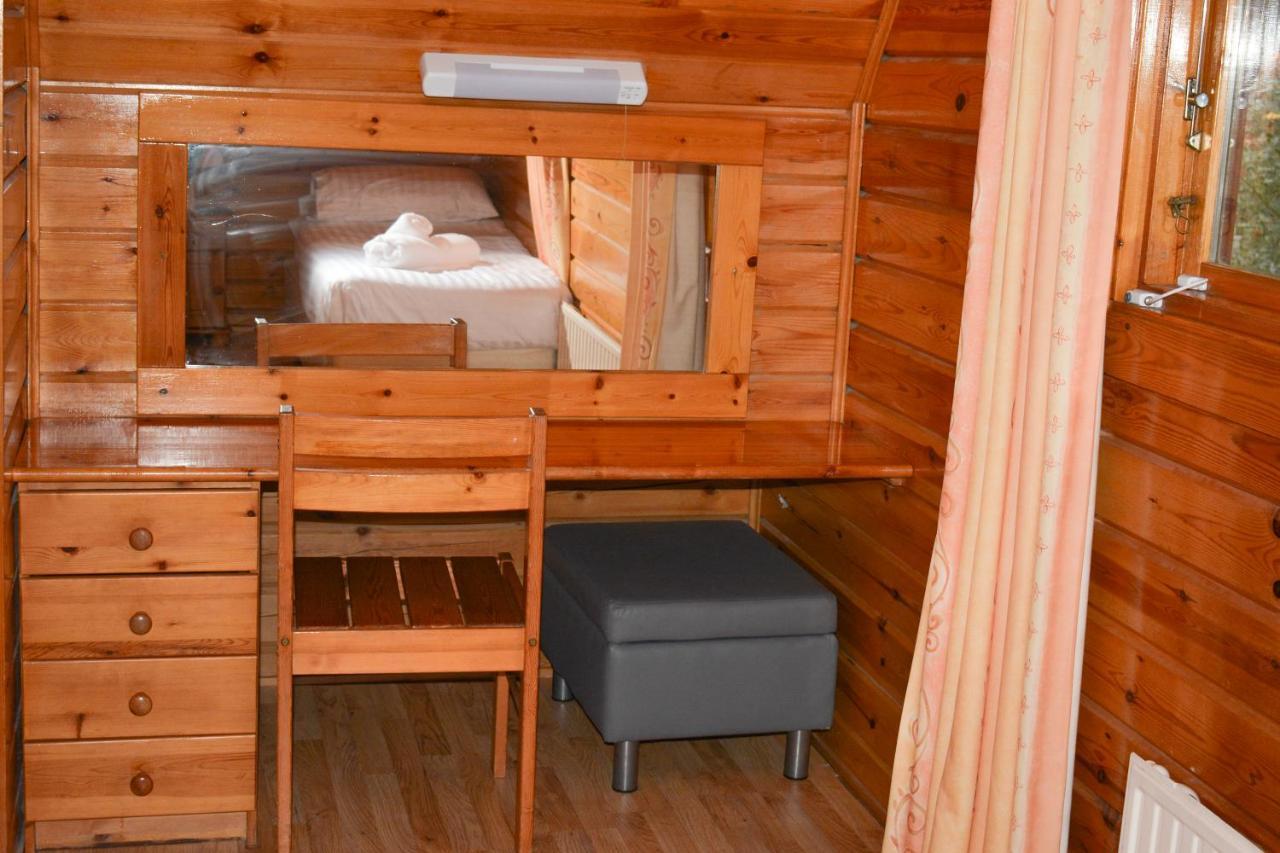Peaceful Cowslip Lodge - Finlake Spa Resort In Devon Chudleigh Εξωτερικό φωτογραφία