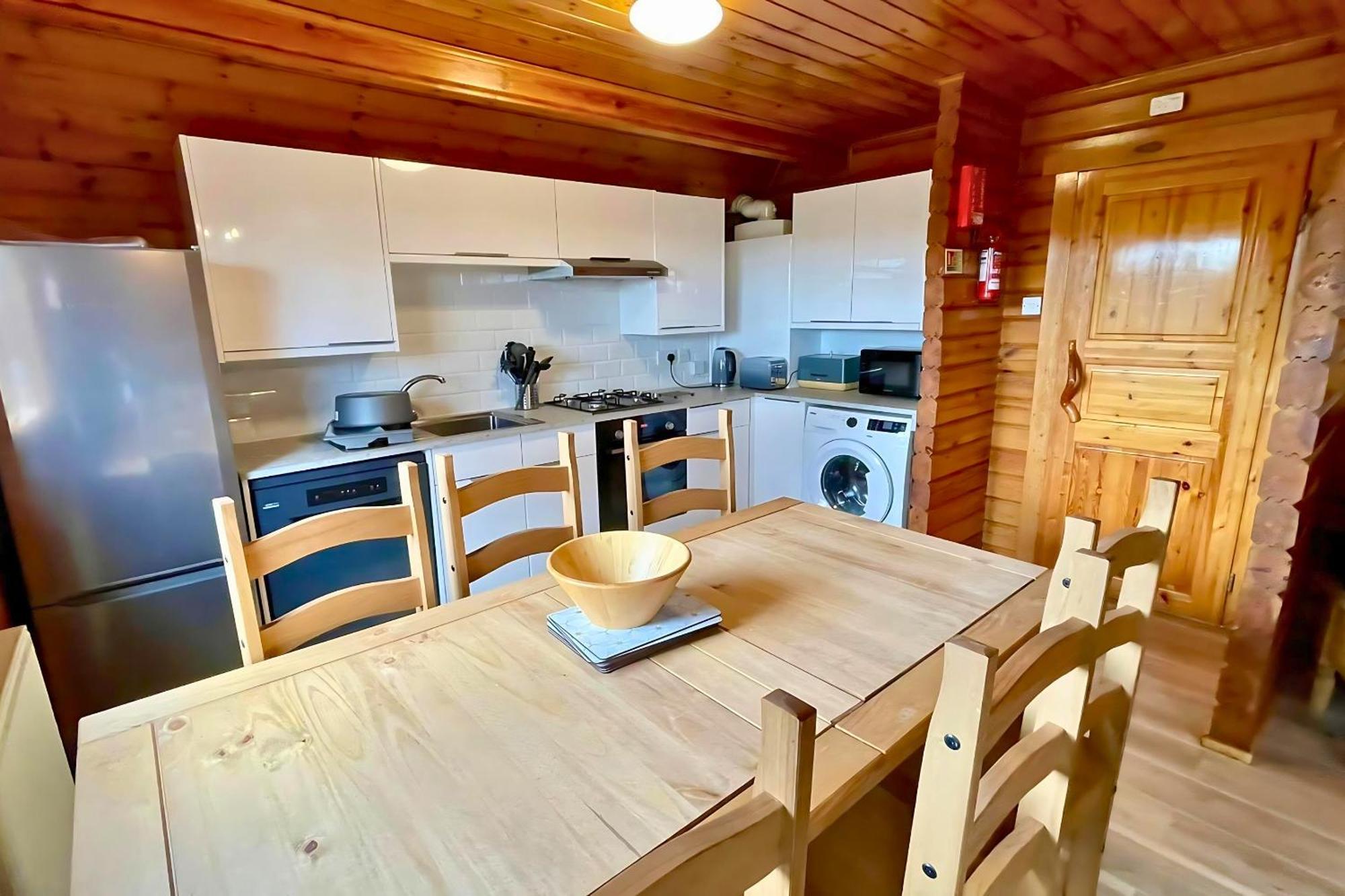 Peaceful Cowslip Lodge - Finlake Spa Resort In Devon Chudleigh Εξωτερικό φωτογραφία